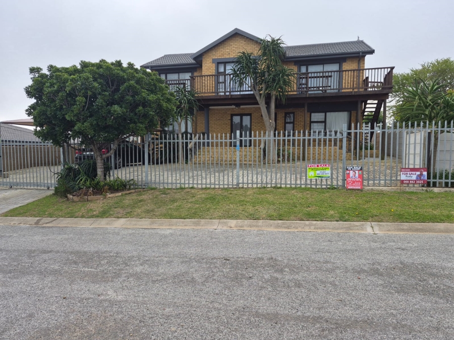 7 Bedroom Property for Sale in Dana Bay Western Cape